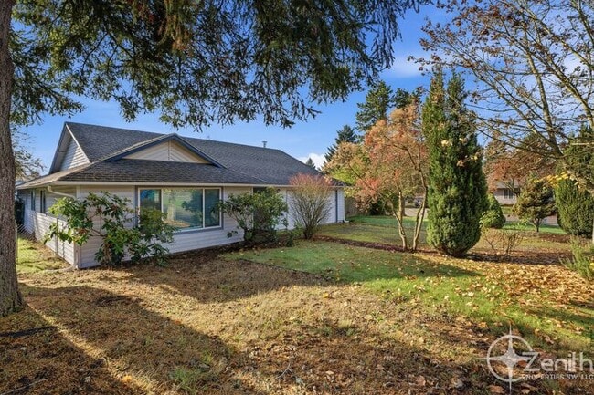 Photo - 1417 NW 98th Cir