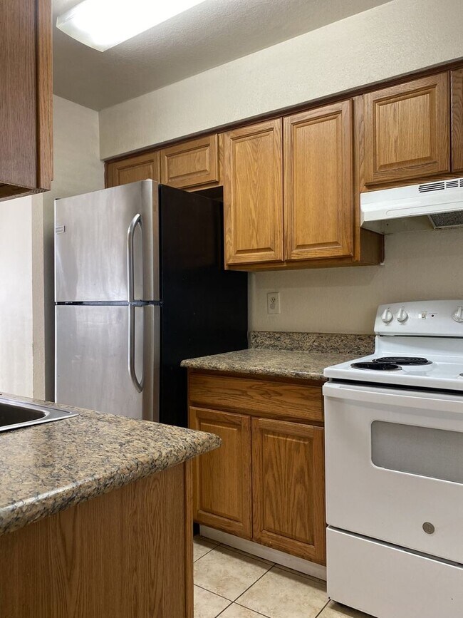 Photo - Cozy 3 bedroom/2 bathroom home available n...