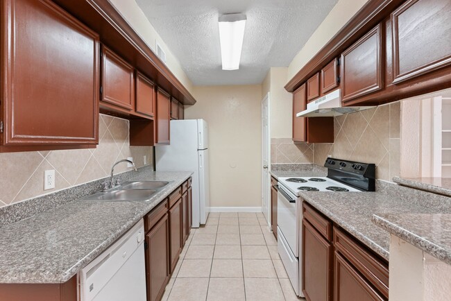 Photo - 6819 Cook Rd Unidad True