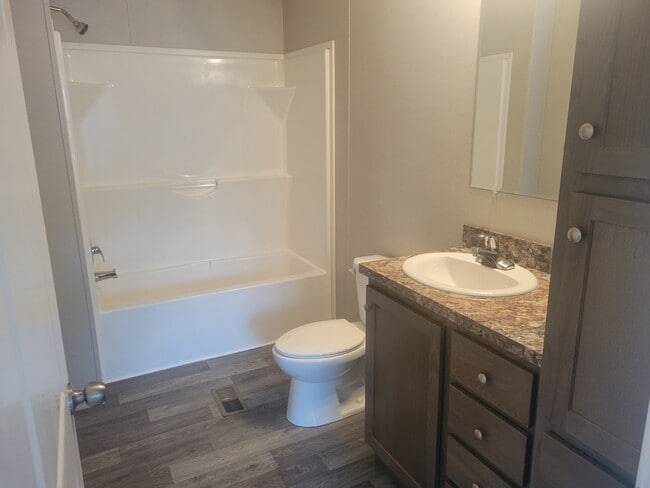 Photo - 9072 Windward Dr