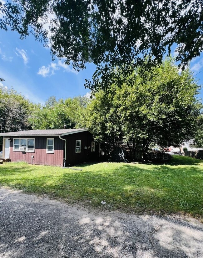 1006 Archer Ave
