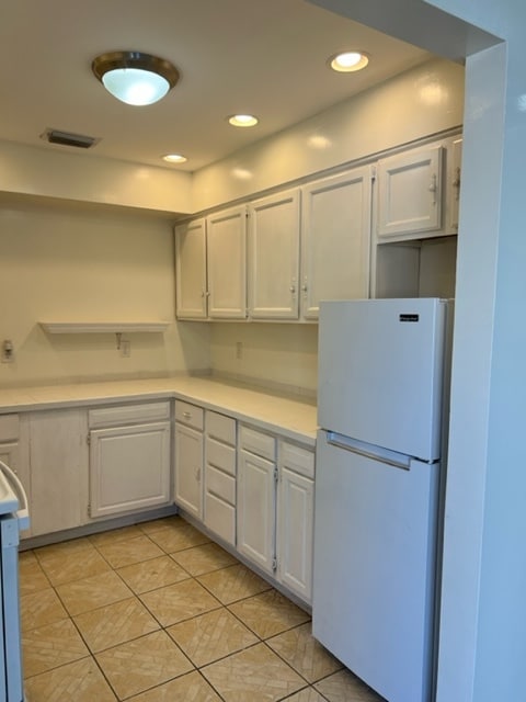Building Photo - 205 W King St Unit C