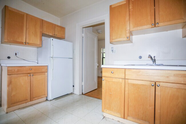 Photo - 2958 N Seeley Ave Unit 1