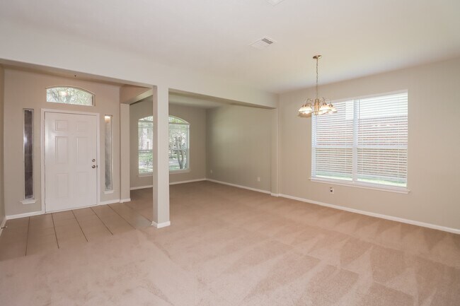 Photo - 11319 Sandermeyer Dr