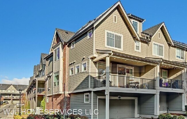 4 br, 3.5 bath House - 1321 Greenwich Walk NE - 4 br, 3.5 bath House - 1321 Greenwich Walk NE
