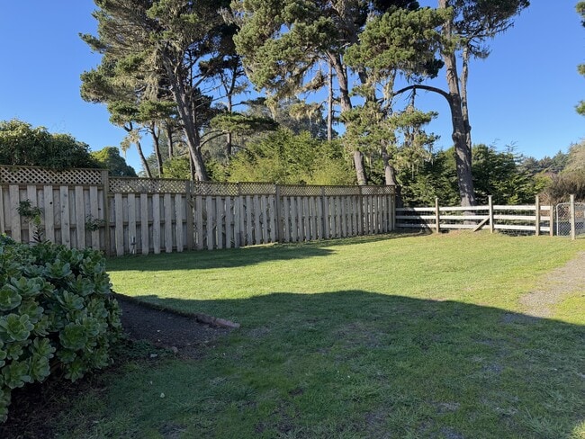 Photo - 769 Stagecoach Rd