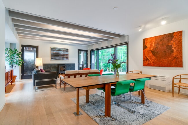 Photo - 40 Russells Hill Rd