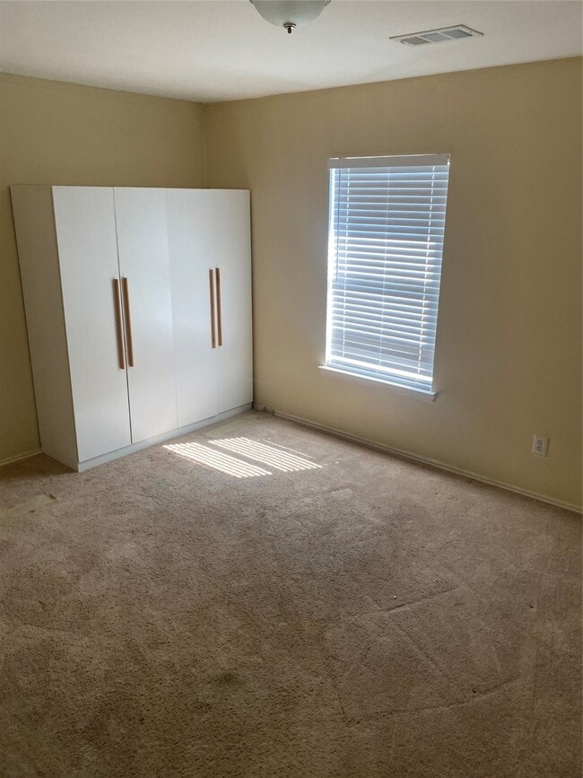 Building Photo - 16631 Spring Glade Dr