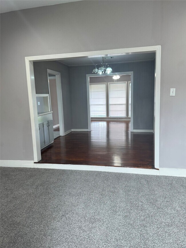 Photo - 5634 Belneath St