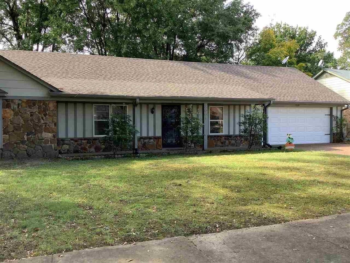 Photo - 3001 Charles Bryan Rd