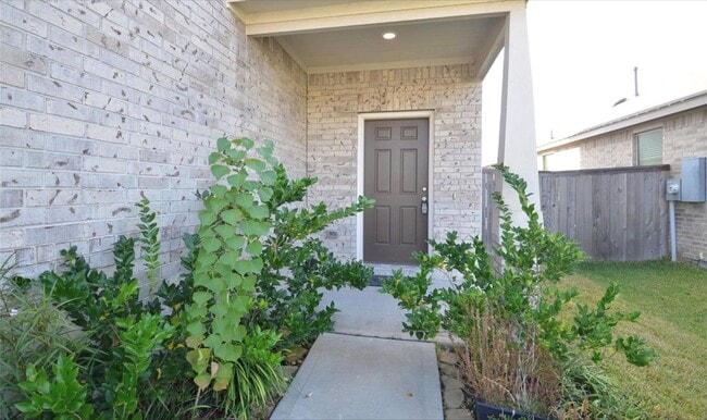 Photo - 16412 Big Hickory Dr