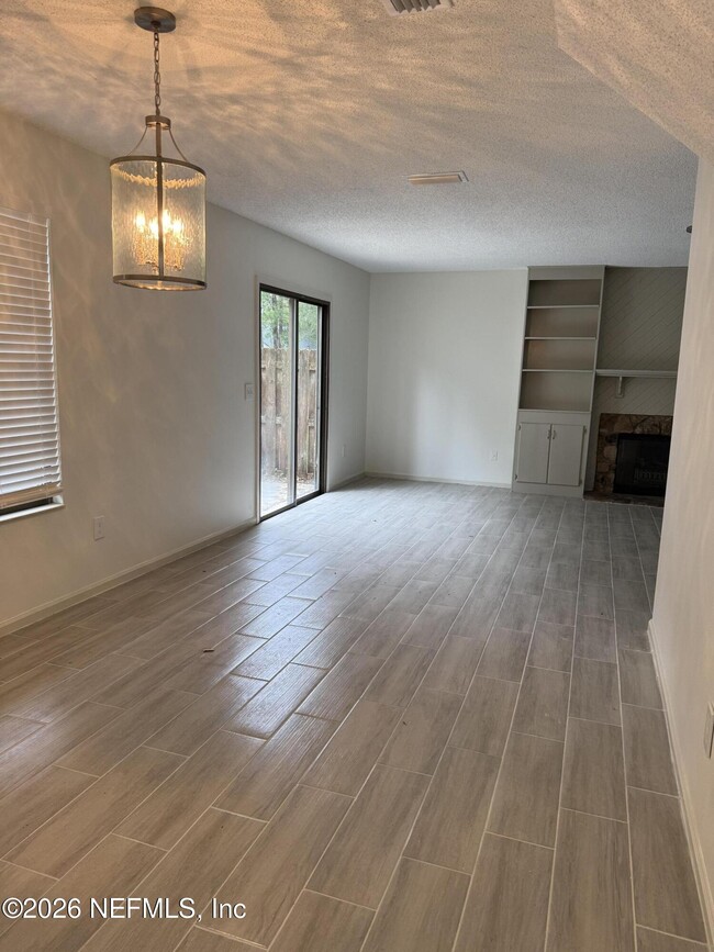 Photo - 2381 Hampton Falls Dr W