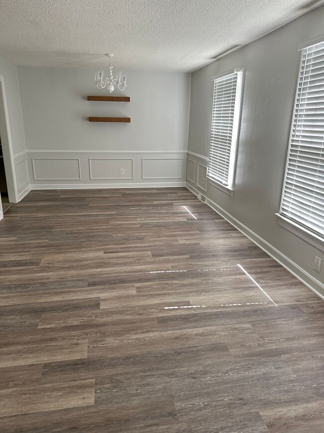 Photo - Beautiful 4 Bedroom 2 baths 2 car garage