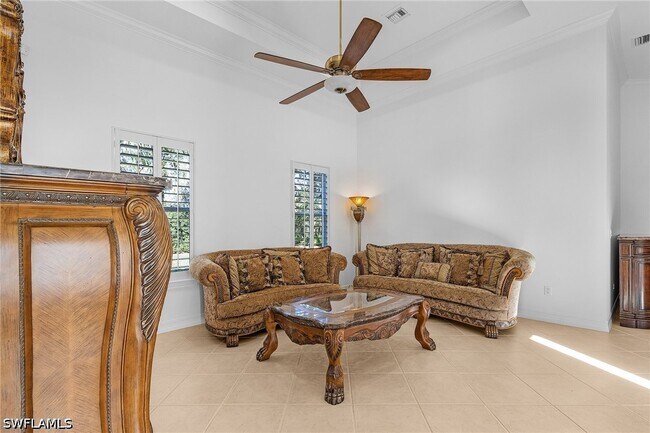 5030 Rustic Oaks Cir