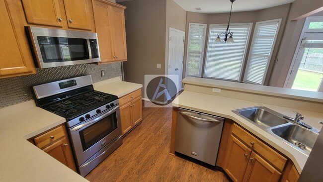 Photo - 223 Elmbrook Ln