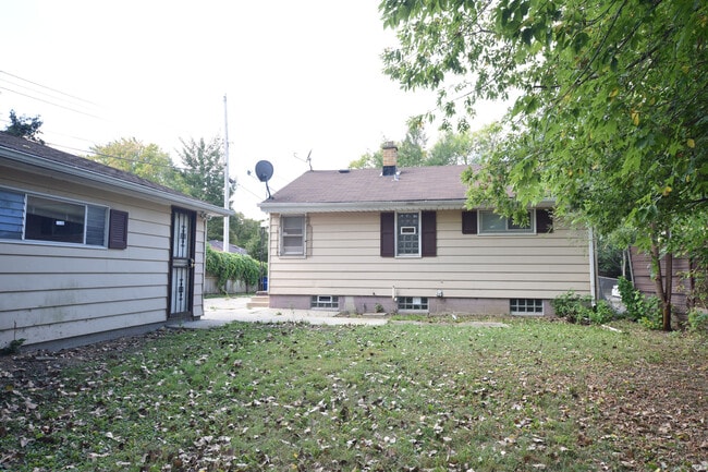 Photo - 5716 N 63rd St