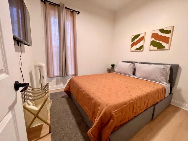 Photo - 14 N Francisco Ave Unit 1