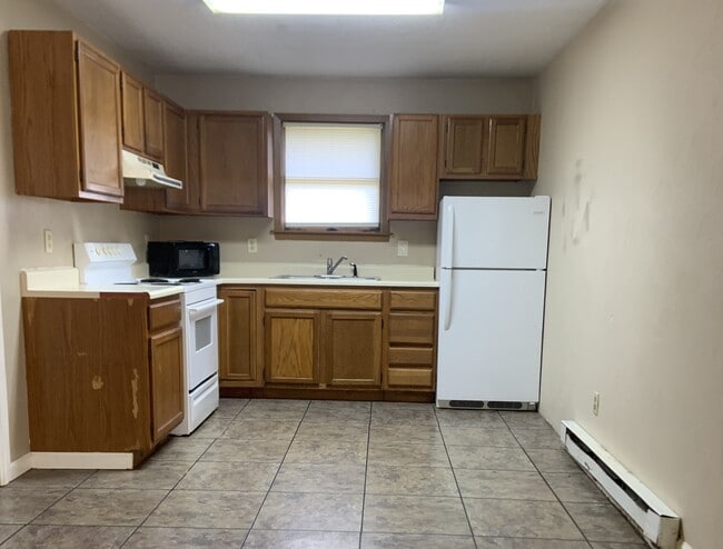 Photo - 604 Cayton St