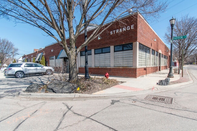 Building Photo - 1715 Church St Rental