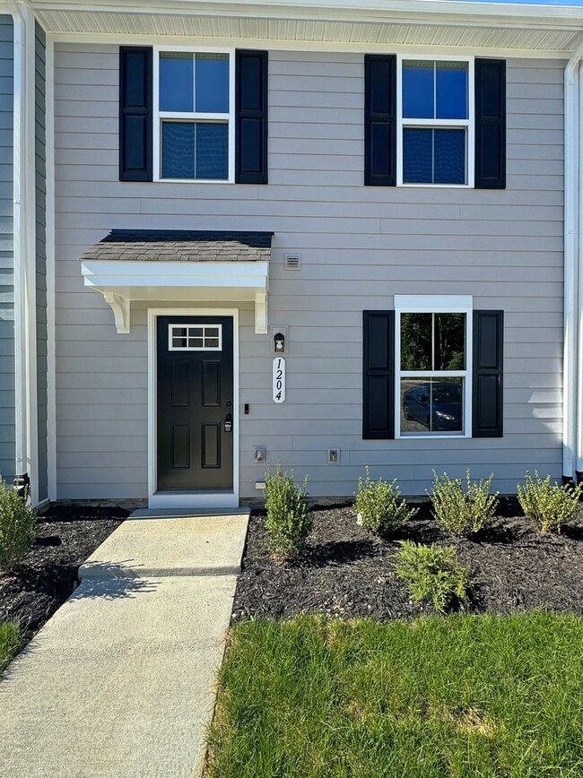 Gorgeous, Brand New 3-Bedroom Home with Mo... - Gorgeous, Brand New 3-Bedroom Home with Mo...