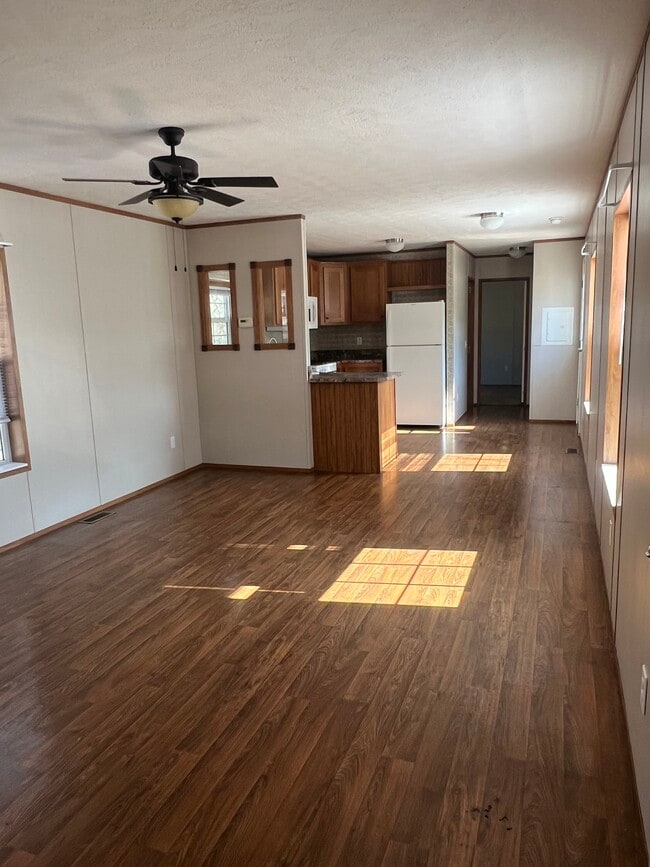 Photo - 1 Greenwood Dr