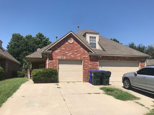 Upscale West Norman 3-bed, 2.5 bath, 2-car... - Upscale West Norman 3-bed, 2.5 bath, 2-car... Apartamento Unidad 4215