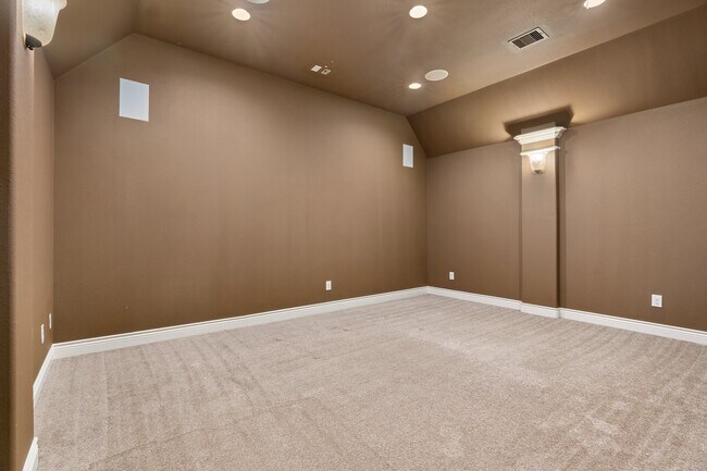 Photo - 138 Meadow Run Dr