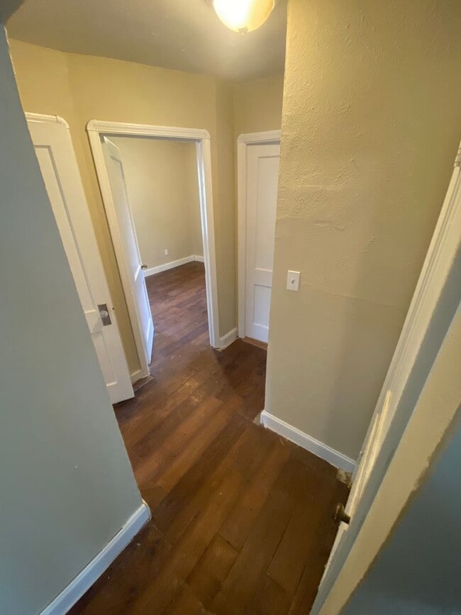 Photo - 11705 Mc Gowan Ave