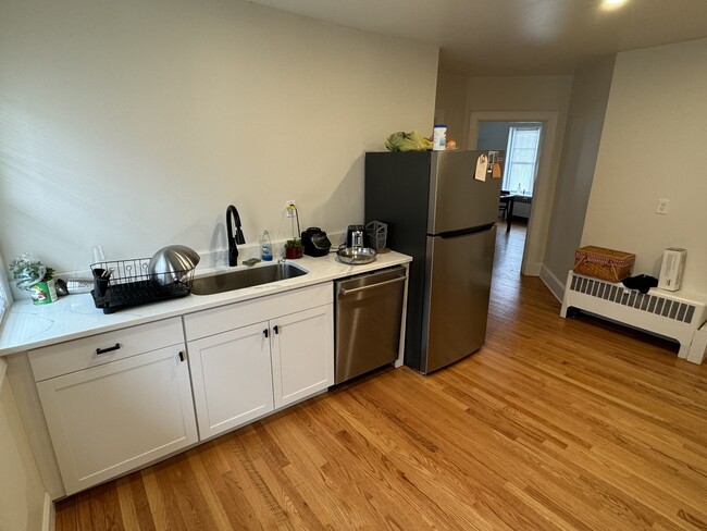 Photo - 3 Holmes St Unit 3