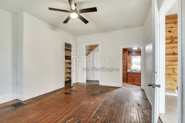 Photo - 1371 Olive St