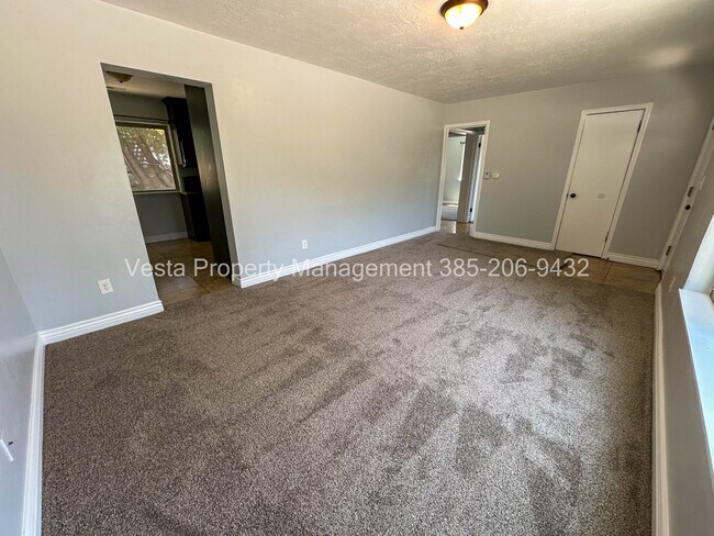 Photo - 3506 Eccles Ave