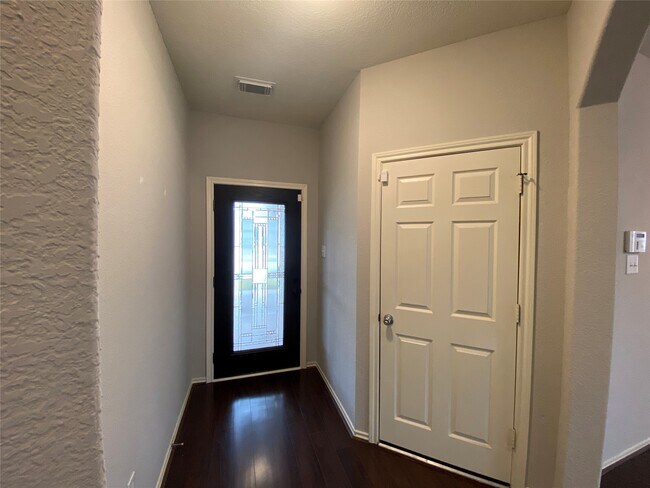 Photo - 6323 Bennington Springs Dr