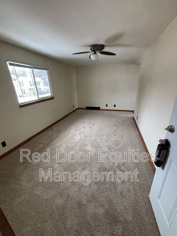Photo - 1401 W Mulberry St