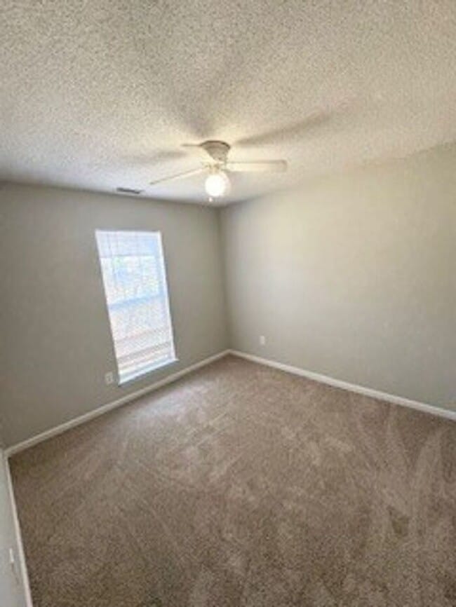 Photo - Porter Ridge-Ranch w/ Garage on Cul-de-Sac Street