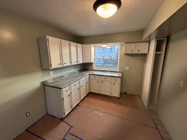 Photo - 412 Depot St