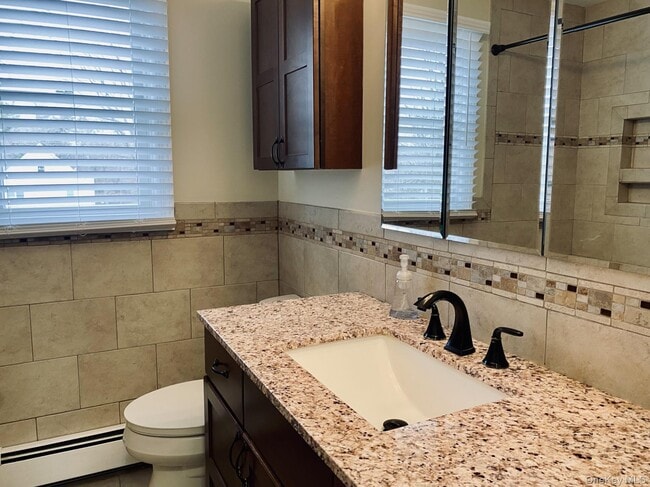 Photo - 23 Grossman St