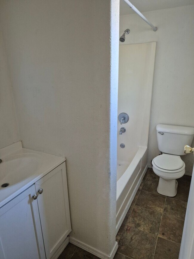 Photo - Arrowhead Unit 06 Duplex (Park Owned)