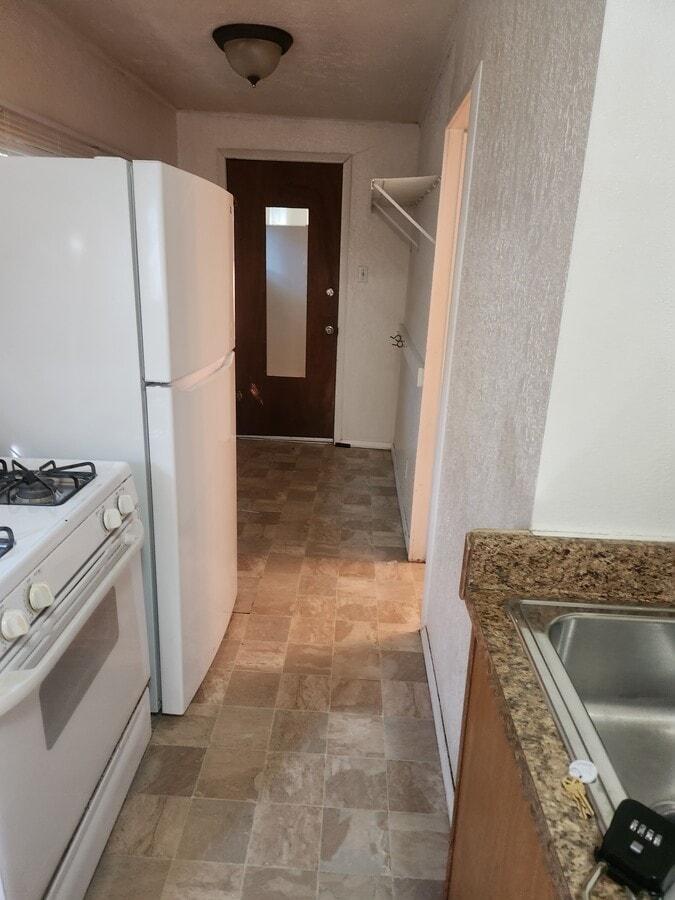 Photo - 915 Bennett Ave