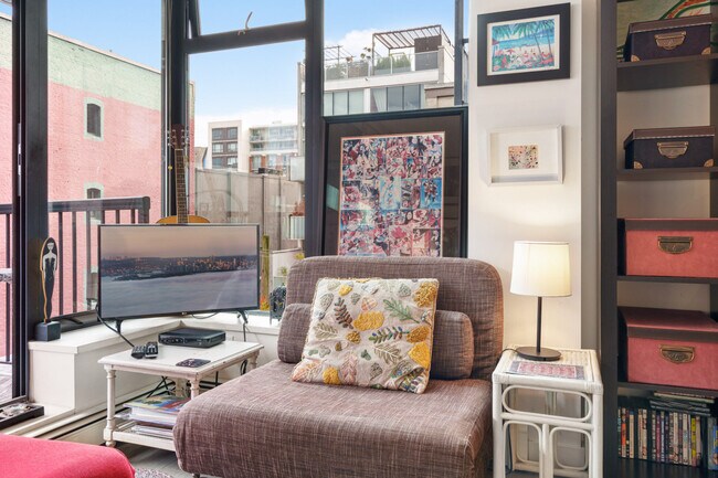 Photo - 64 W Cordova St Unit ID1318717P