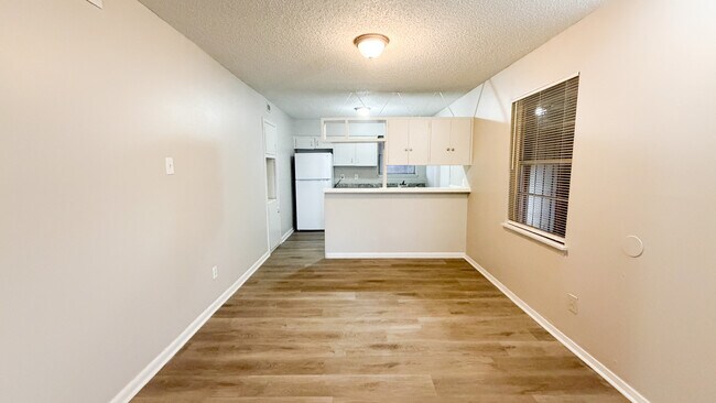 Photo - Kentwood Apartments Unit 1702 B