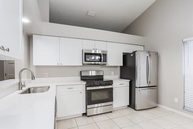 Photo - 1006 Bloom Hill Ave