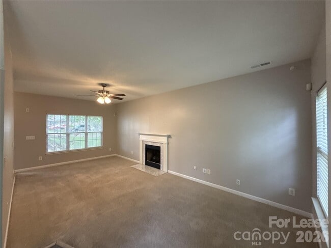 Photo - 432 McGinn Grove Dr