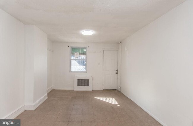 Building Photo - 2031 Wakeling St