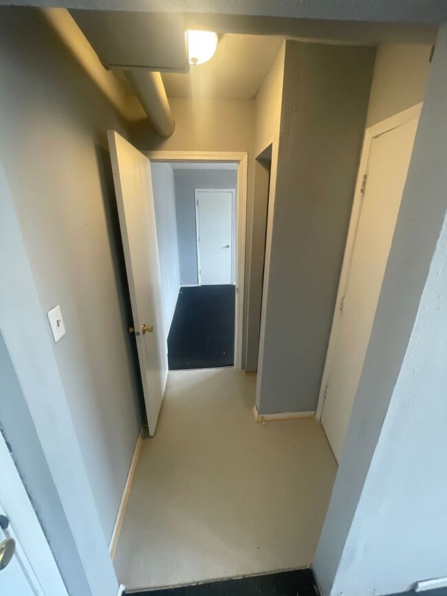Photo - 2214-2220 W Hopkins St. (8 Unit)