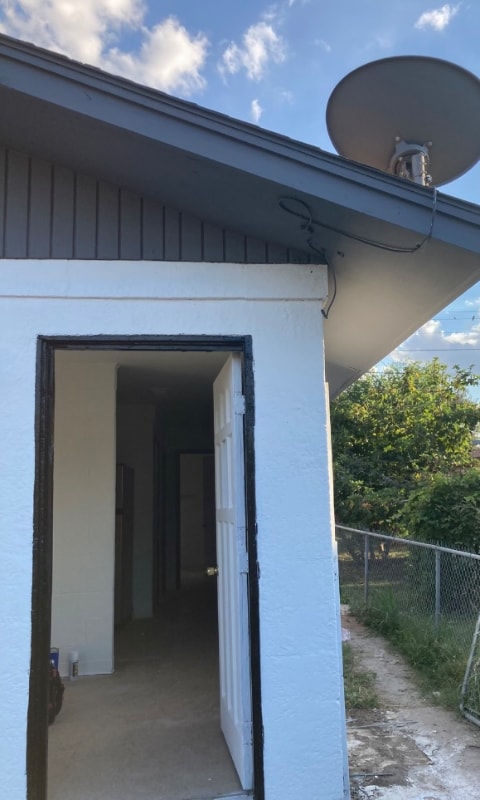 Photo - 906 E Lucas Ave Unit 2