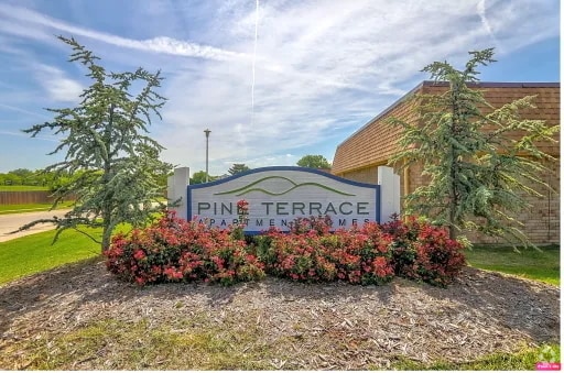 Building Photo - Pine Terrace Rental