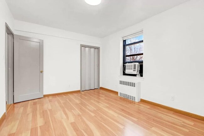 Photo - 13812 28th Rd - 2B