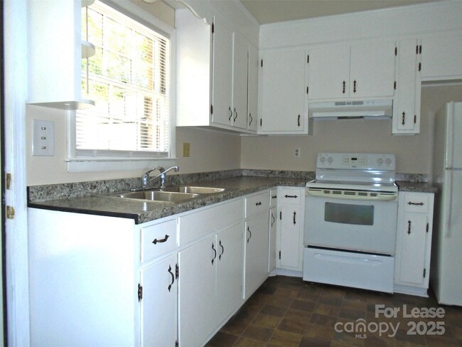 Photo - 4227 Walker Rd Unit 1