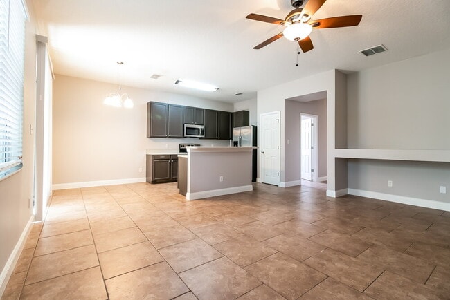 Photo - 439 Vicks Landing Dr