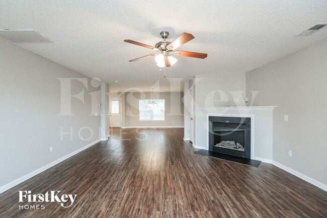 Photo - 1108 Deerberry Rd